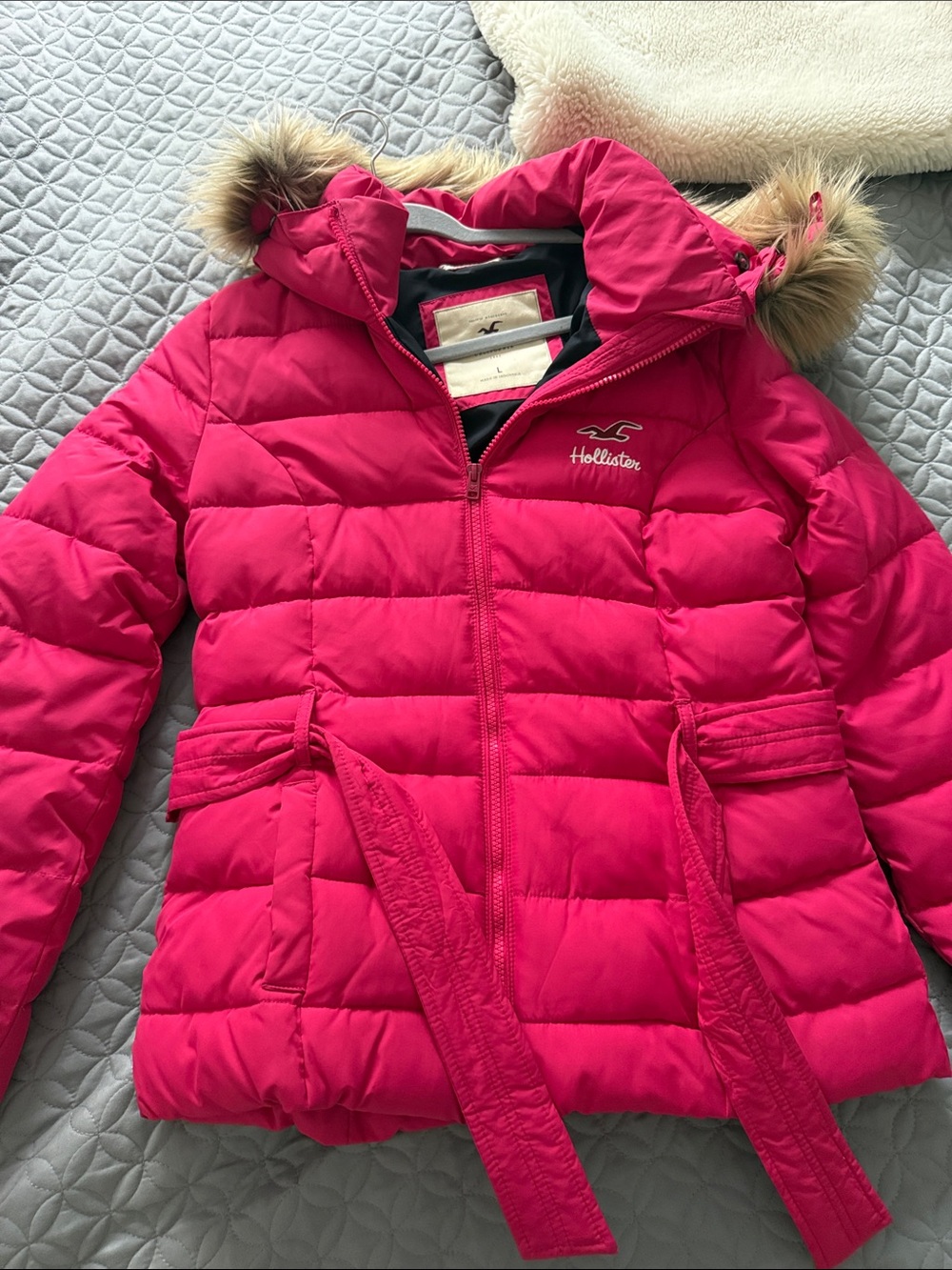 Hollister Girls' Hot Pink Puffer Jacket with Fur-Trim Hood NWOT